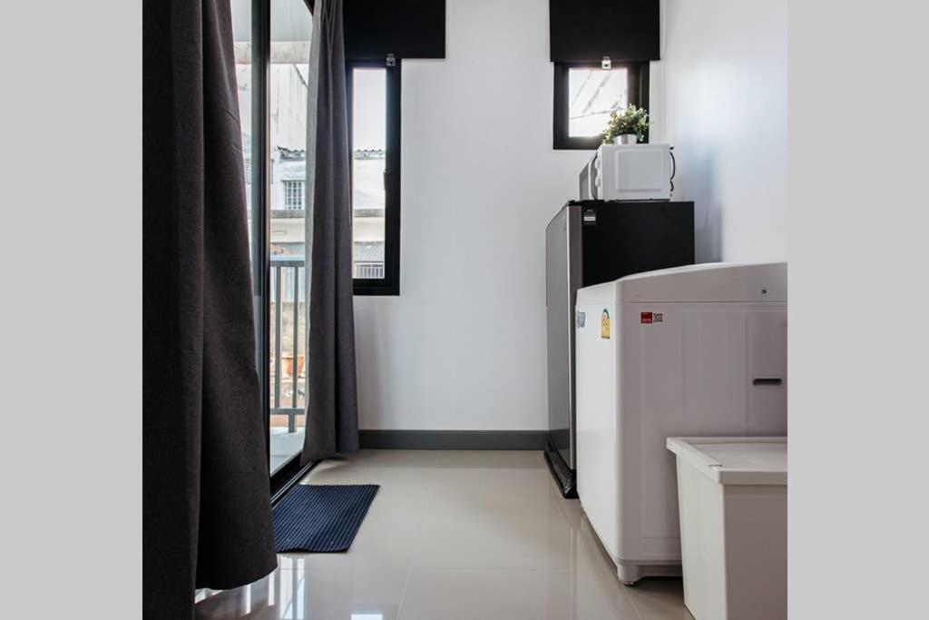 Appartement P4 Silom Large 2Beds Full Kitchen Wifi 4-6Pax à Bangkok Extérieur photo
